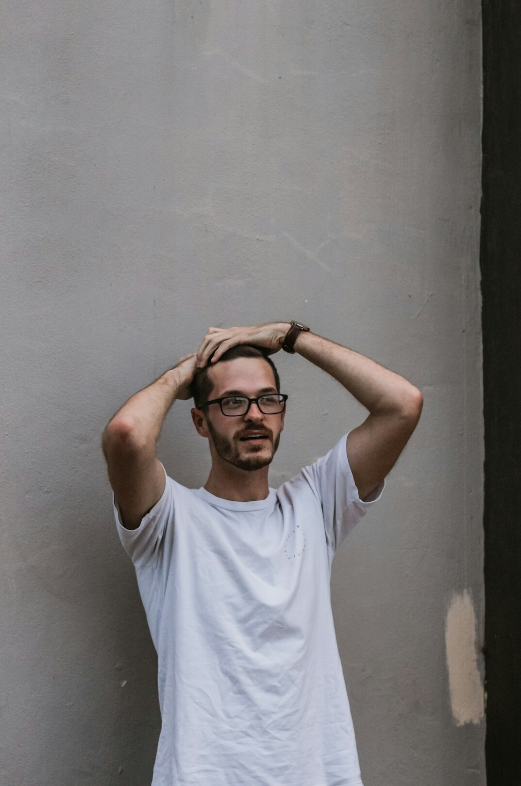 Portrait of a friendly man with glasses